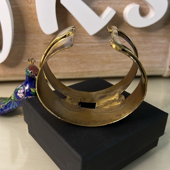 Wide Geometric Cat Eye Cuff Bracelet - Picture 4 of 8